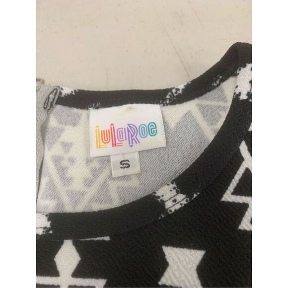 Cute Lularoe Dress - Picture 4 of 6